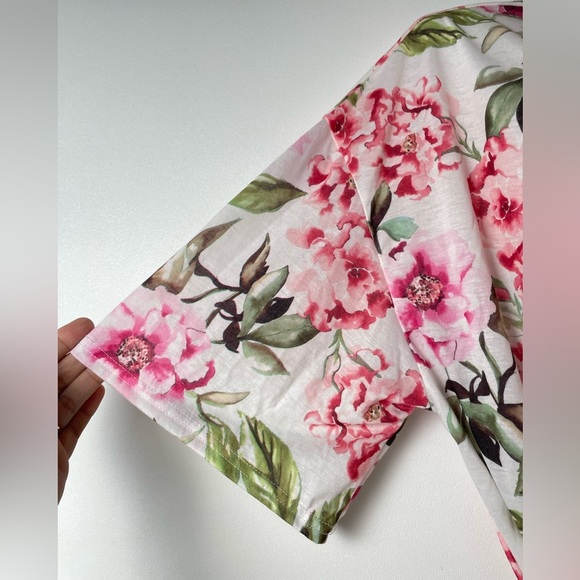 Show Me Your Mumu One Size White Pink Floral Belted Robe Garden of Blooms Kimono - Picture 5 of 6